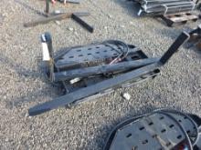 Giyi Skid Loader Hyd. Adjustable Forks