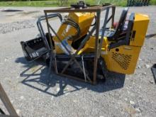 Infront YF480 Mini Skid Loader w/ 4 in 1 Bucket