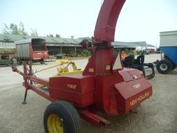 New Holland 782