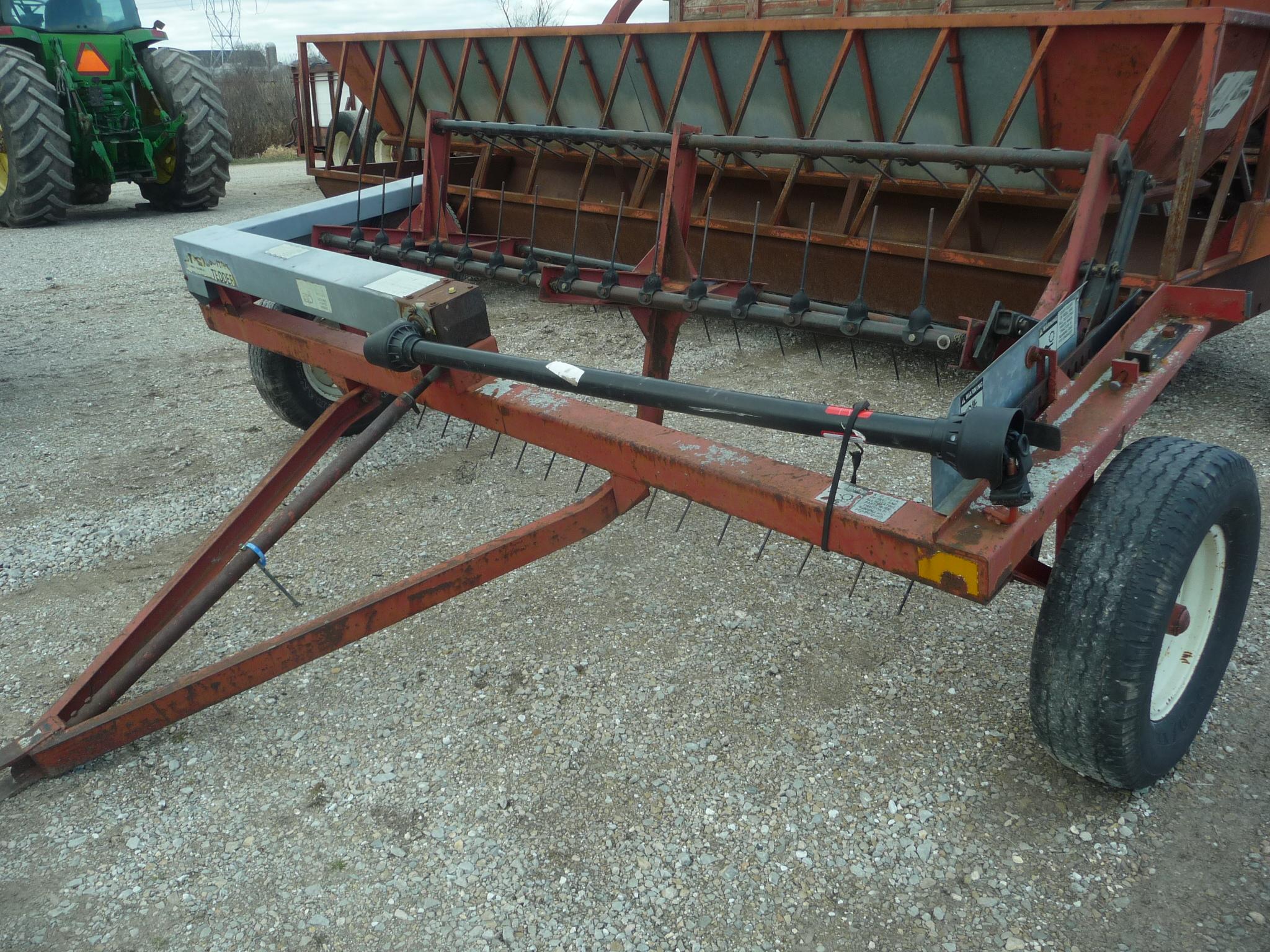 H&S 8' hay tedder, PTO drive