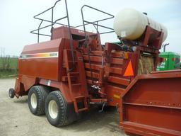 Hesston 4760 large square baler
