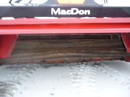 MacDon R85 hydra-swing discbine