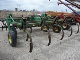 JD 1710 (9) shank soil saver