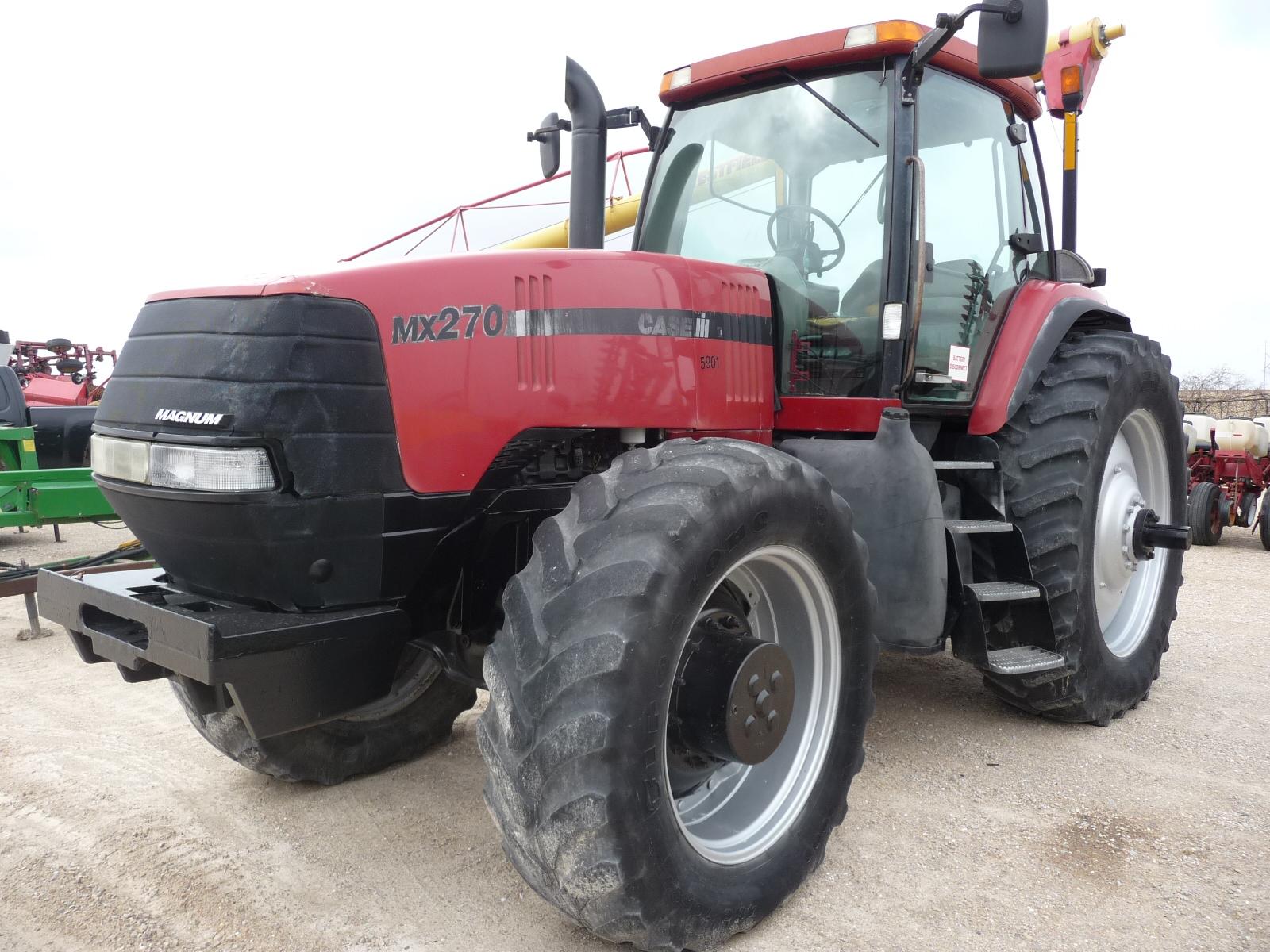 '00 CIH MX 270 MFWD