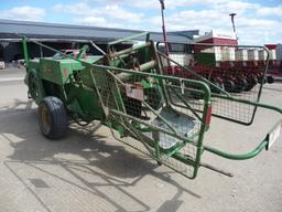 JD 328 baler