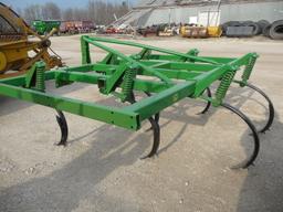 JD 1600 3pt chisel plow