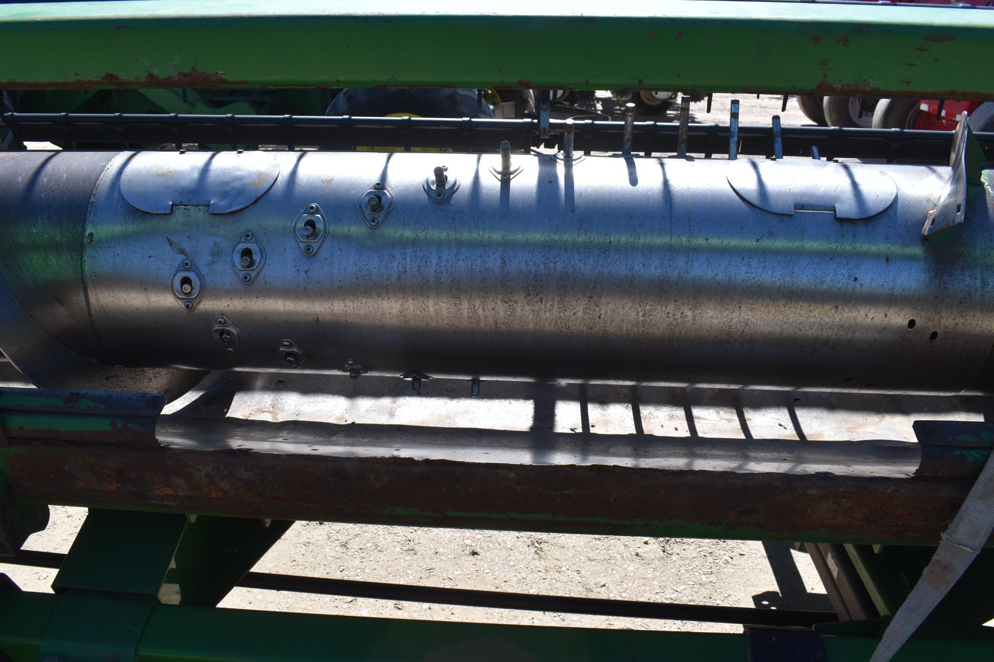 1999 John Deere 920 F Grain Head