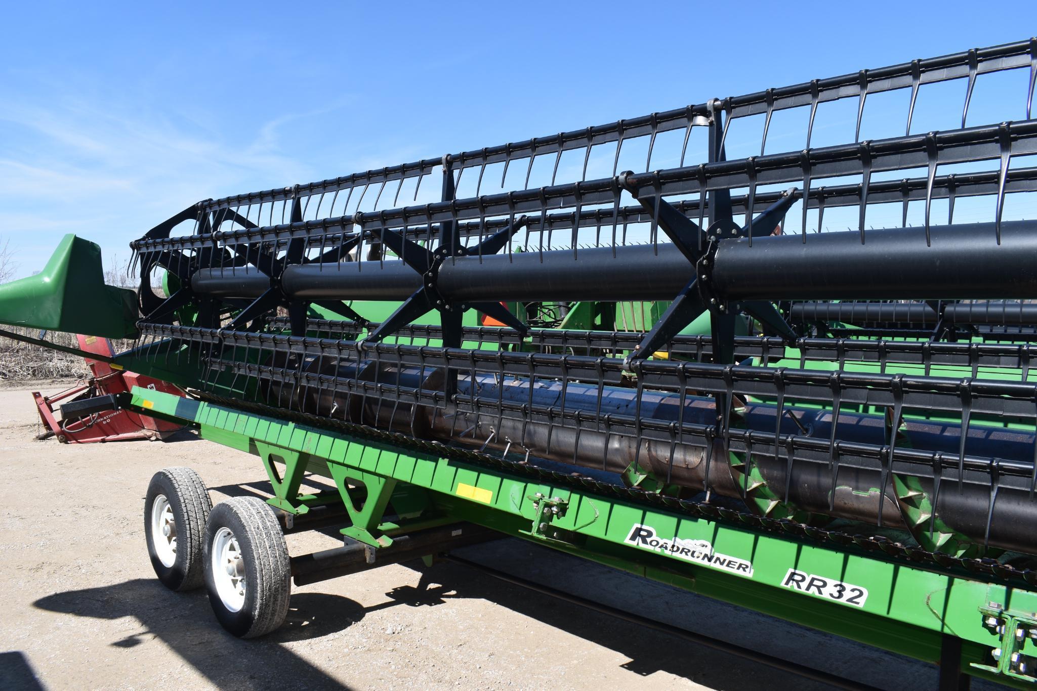 1999 John Deere 920 F Grain Head