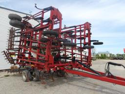 Case IH / DMI Tiger Mate II Field Cultivator