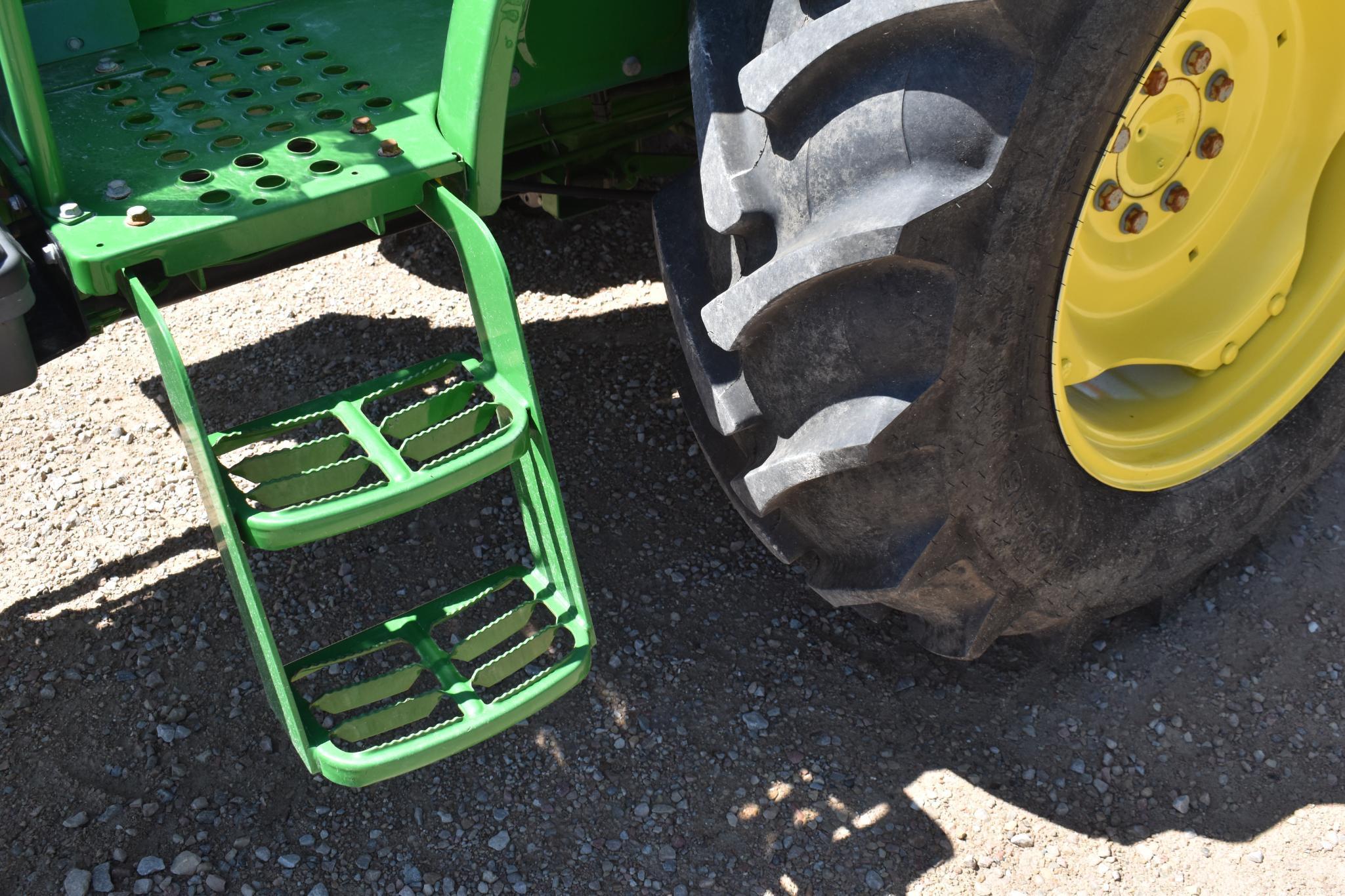 2022 John Deere 5055E