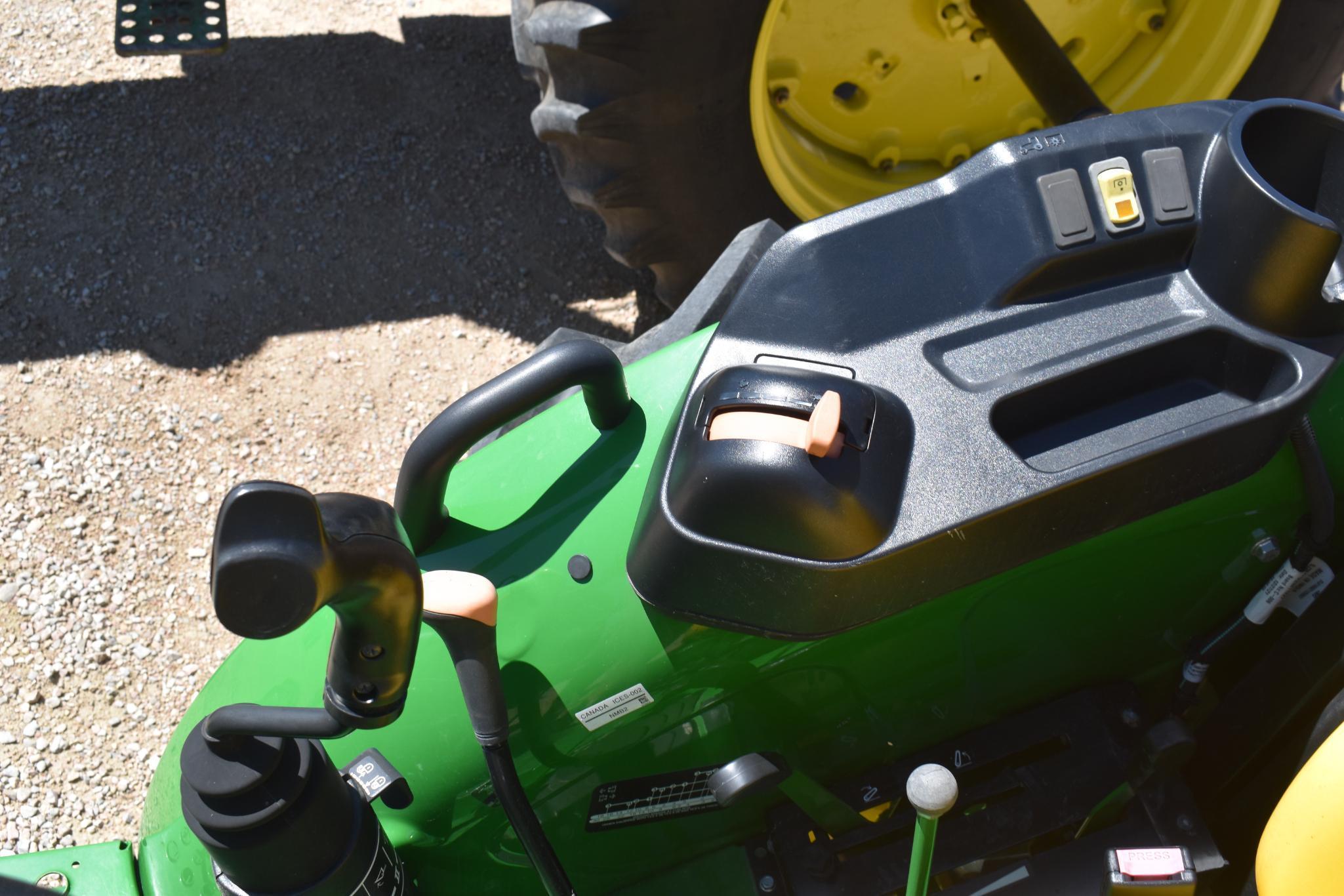2022 John Deere 5055E