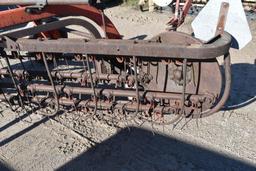 New Idea 402 Side Delivery Rake