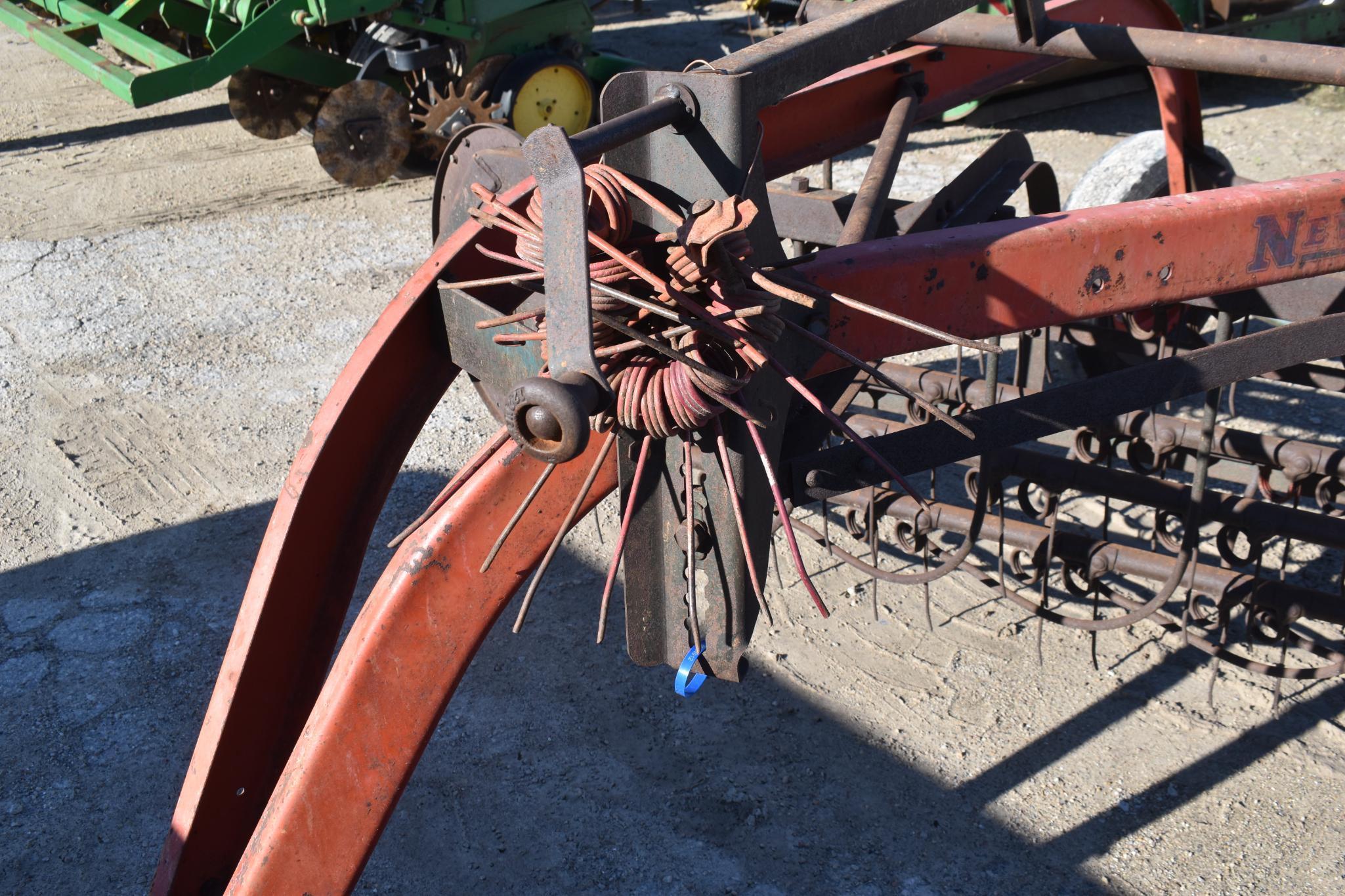 New Idea 402 Side Delivery Rake