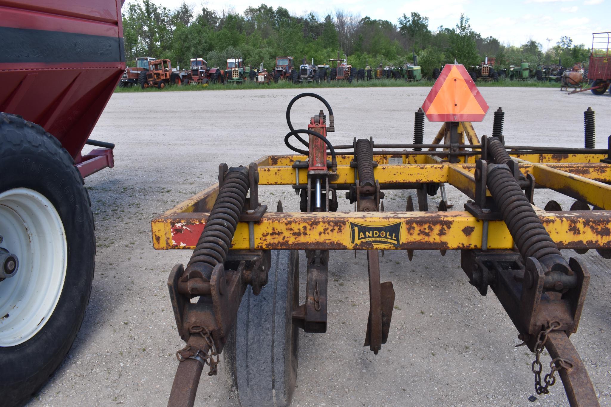 Landoll 7 Shank Soil Saver