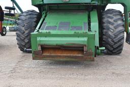 John Deere 9500 Combine