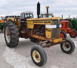 Minneapolis Moline M670