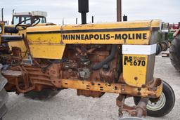 Minneapolis Moline M670