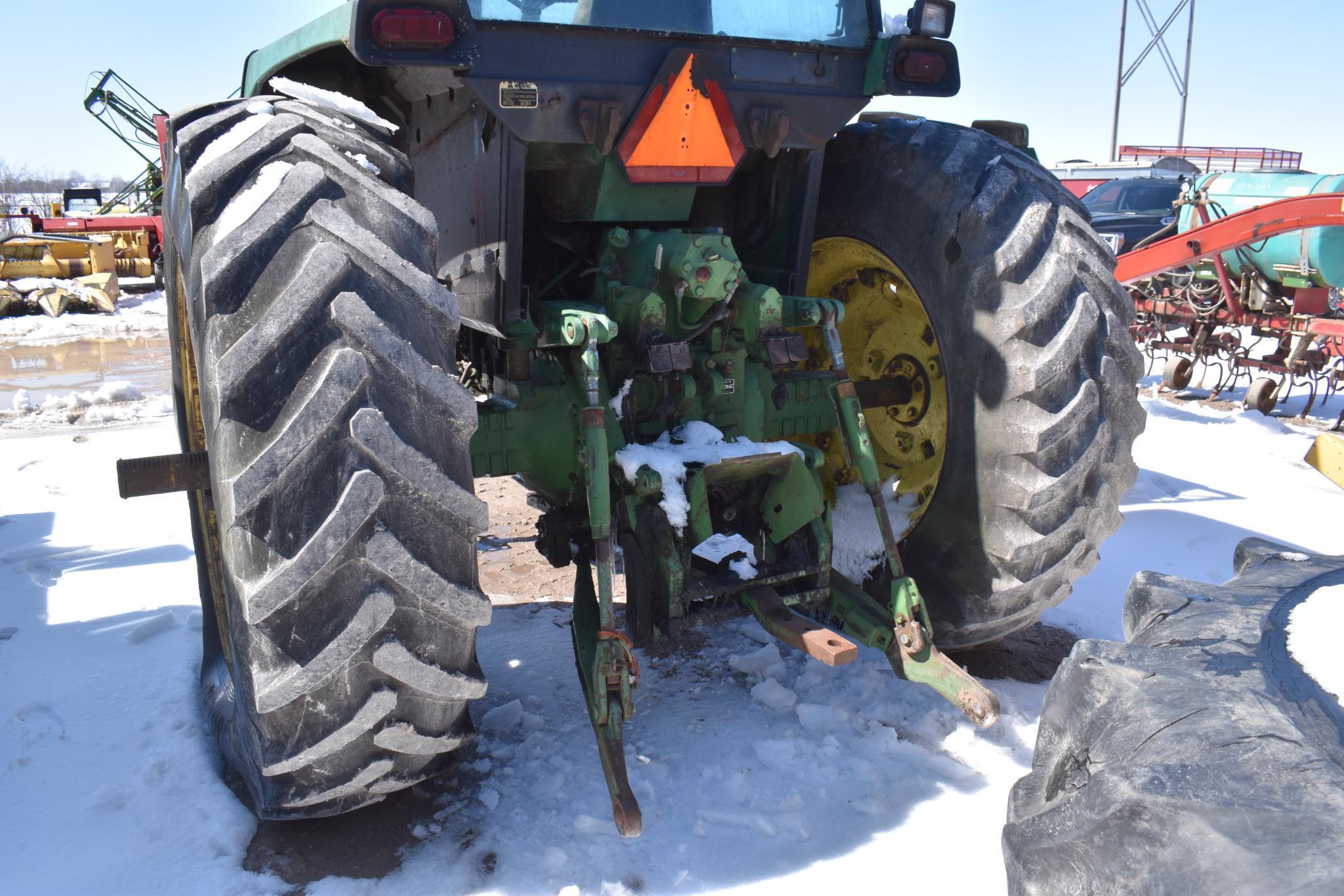 John Deere 4640