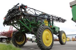 John Deere 4710 Sprayer