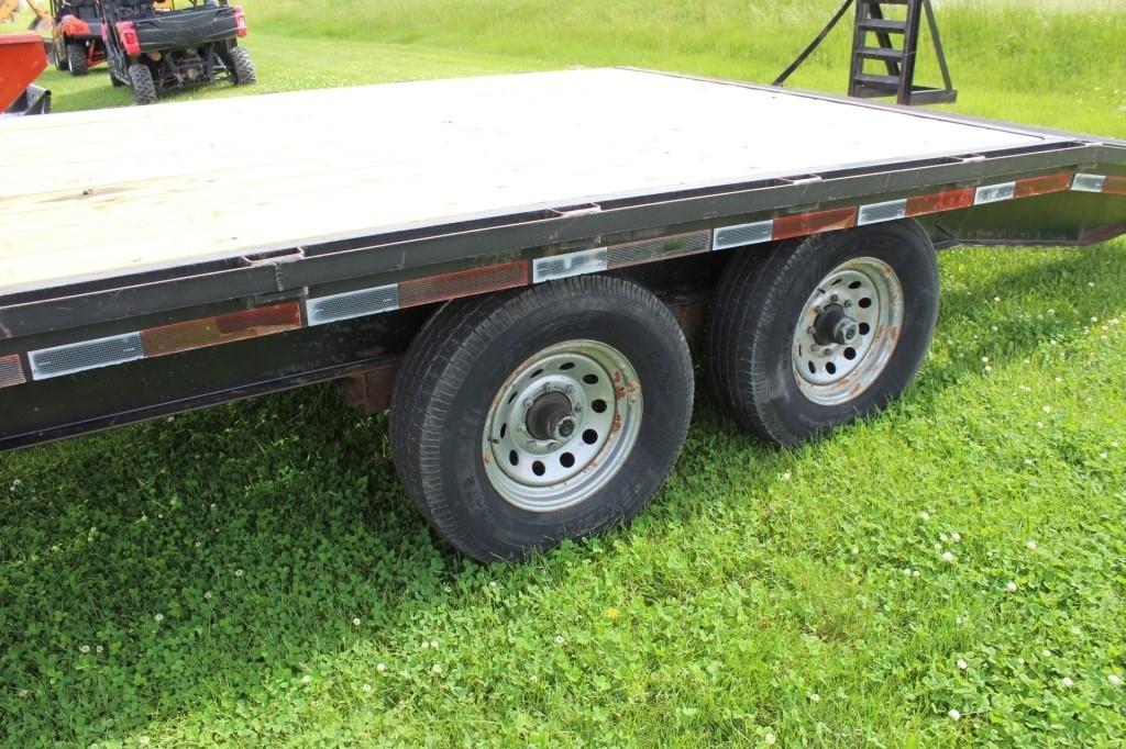 2010 Lawrimore Gooseneck Trailer