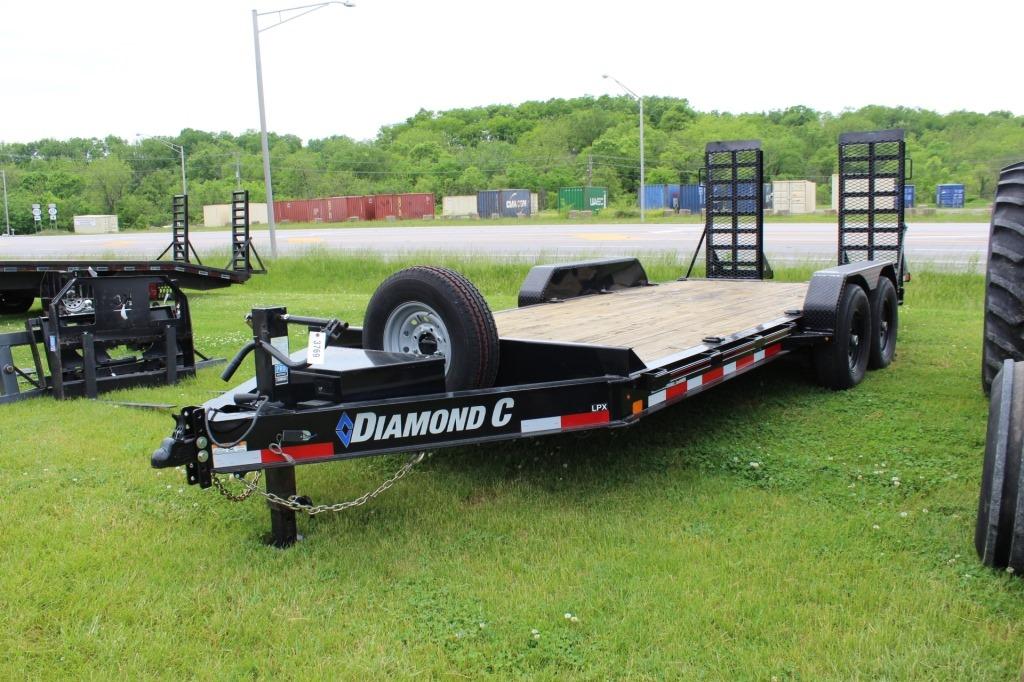 2022 Diamond C Trailer