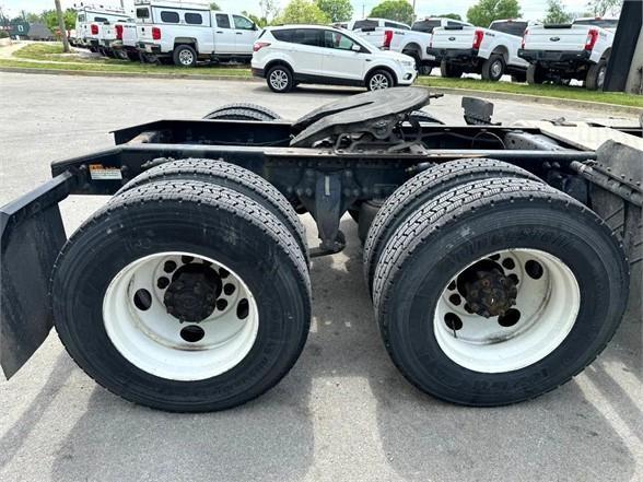 2016 FREIGHTLINER CASCADIA