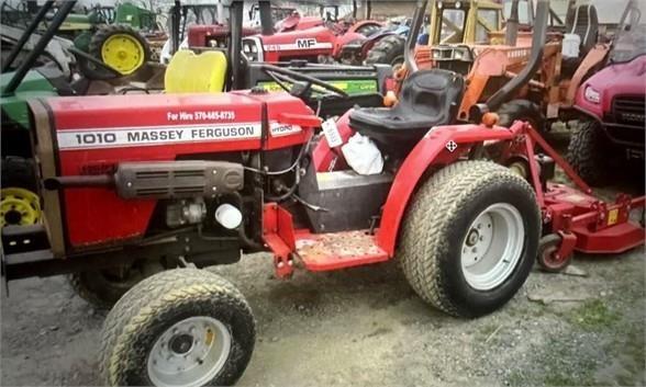 MASSEY FERGUSON 1010 TRACTOR