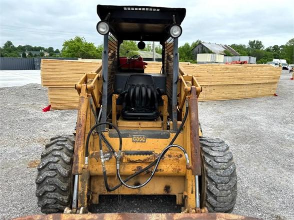 CASE 1845C SKIDSTEER