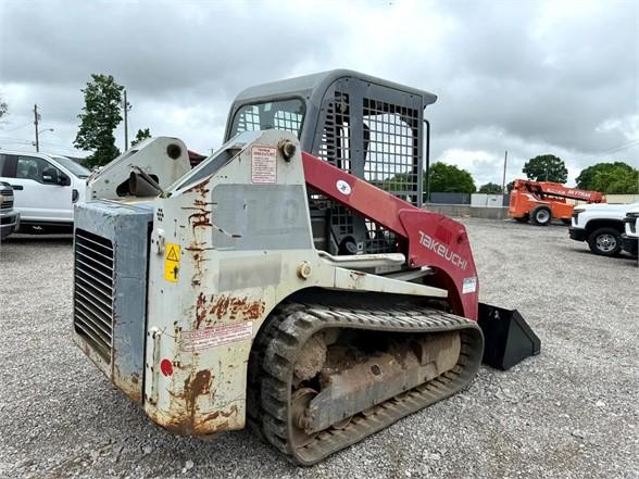 TAKEUCHI TL10 SKIDSTEER