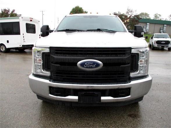 2017 FORD 350 SD XL