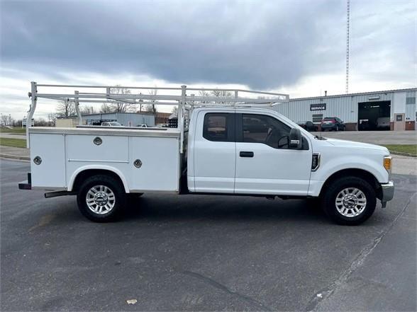 2017 FORD F350 SD