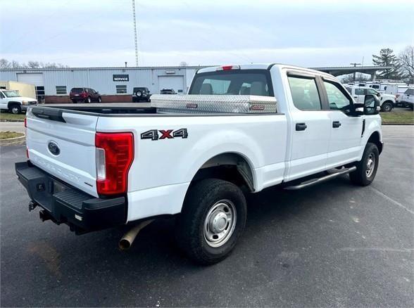 2017 FORD F250 SD XL