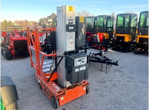 JLG SCISSOR LIFT