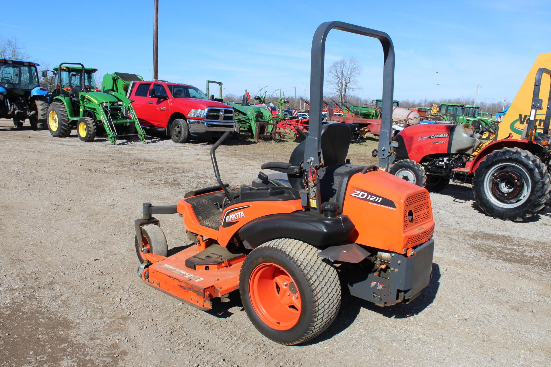 Kubota ZD1211