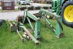 JD 148 Loader