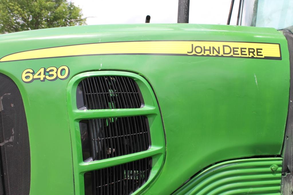 John Deere 6430