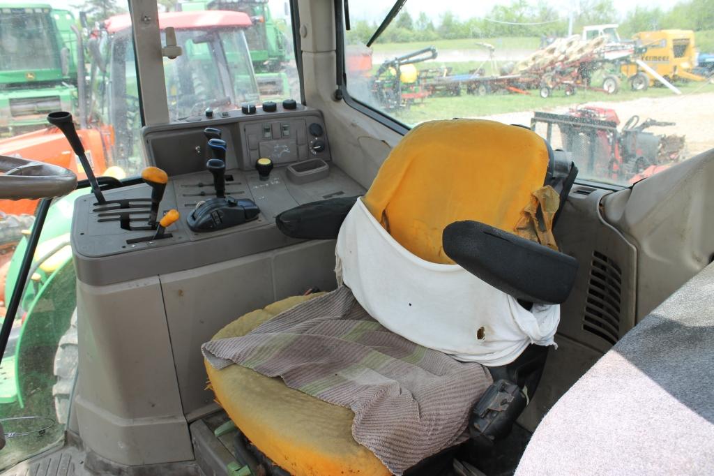 John Deere 6430