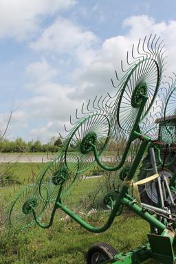 Frontier 8 wheel hay rake