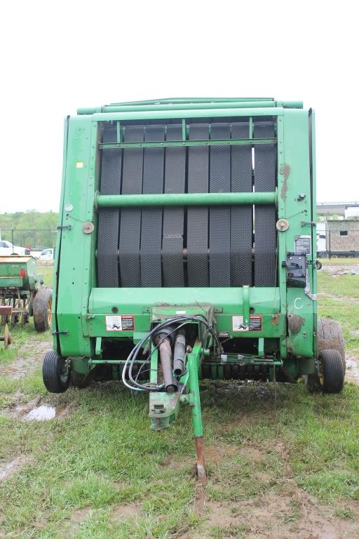 John Deere 535