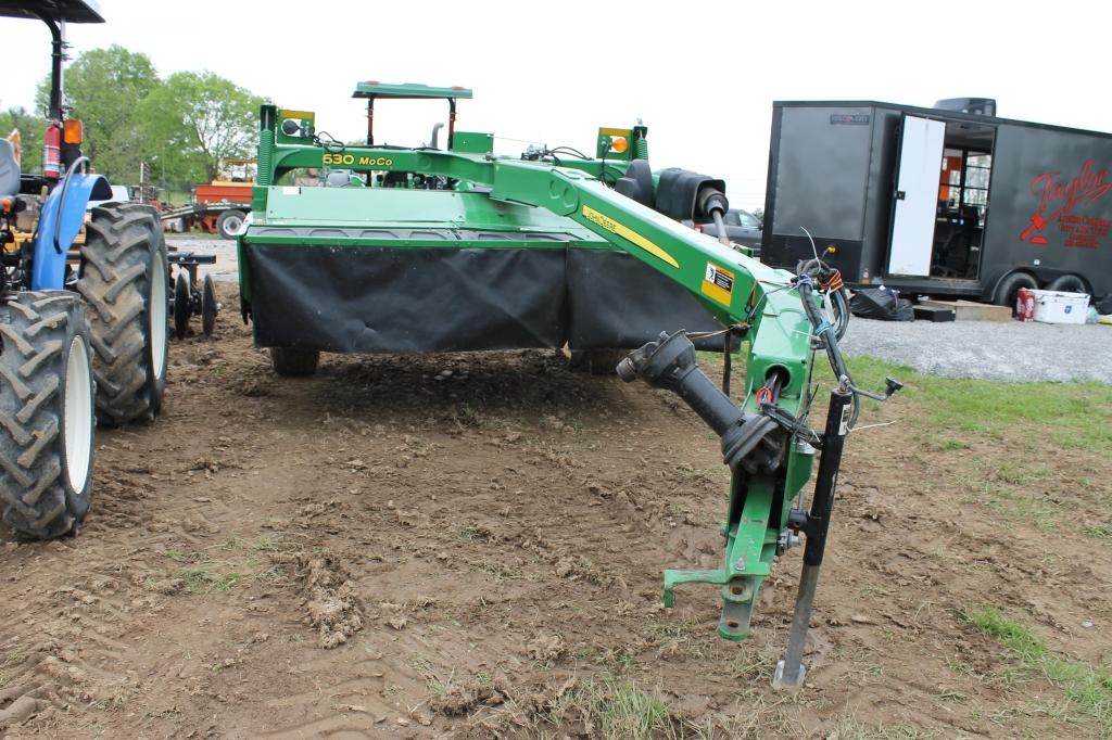 John Deere 630