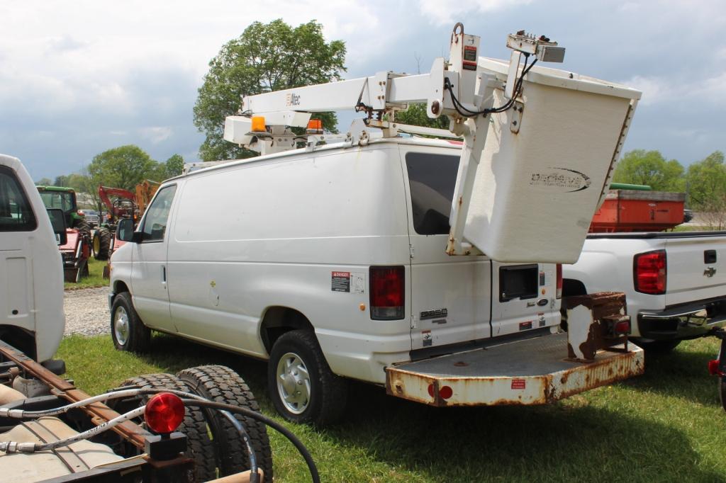 2012 Ford Bucket Van E350