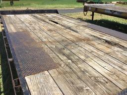 Pequea 1018 deck over, tandem axle
