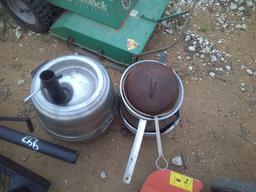MISC POTS AND PANS