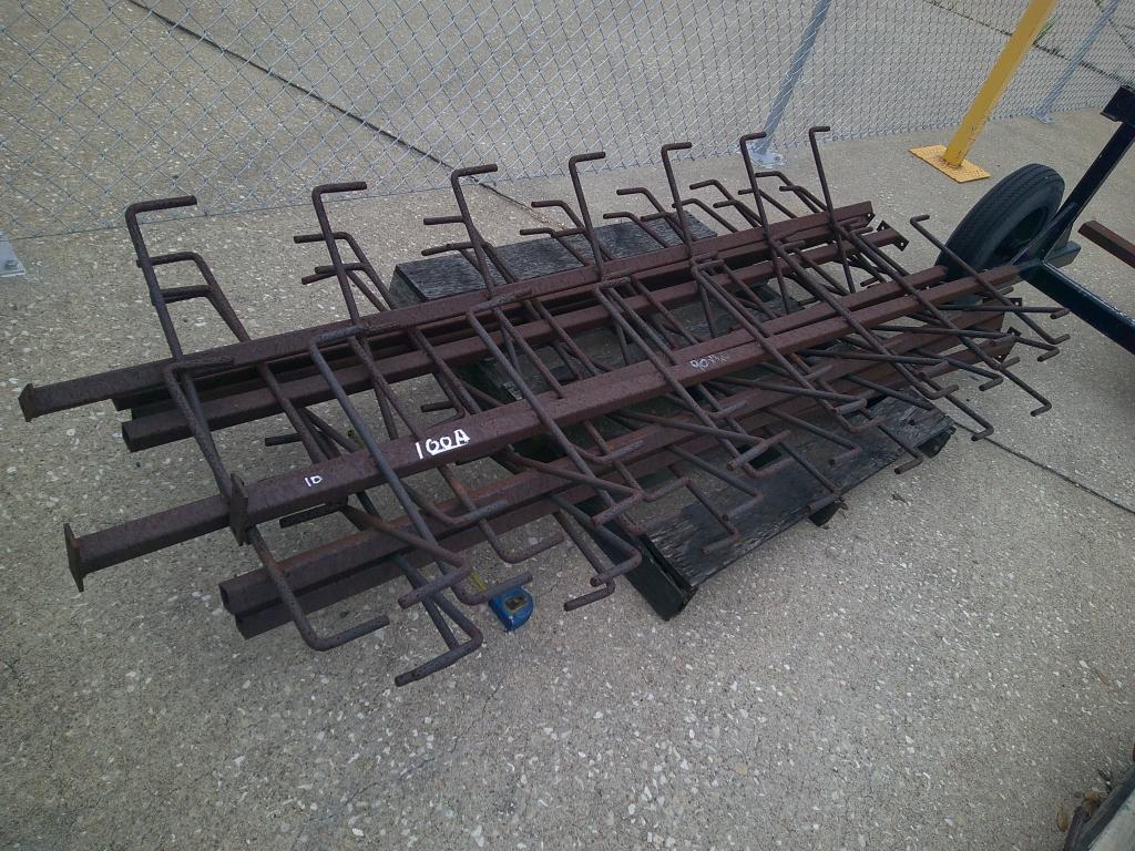 PALLET CONTAINER PIPE RACKS