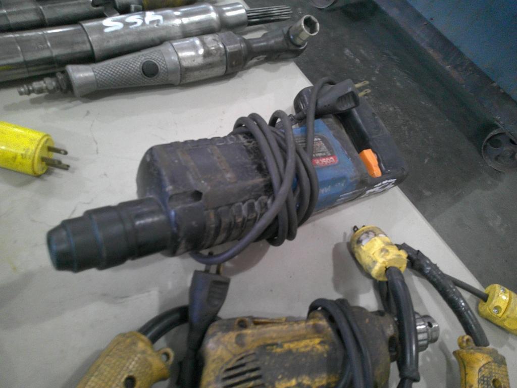 BOSCH HAMMER DRILL