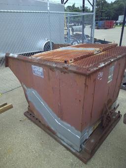 FORKLIFT DUMPSTER