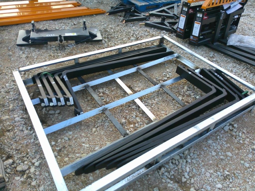 (1) SET 5FT FORKS ONLY