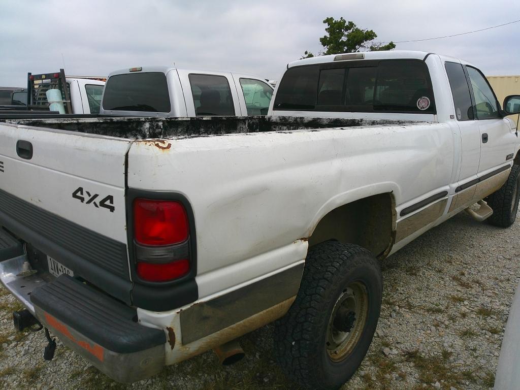 1998 DODGE 3/4T EXTEN CAB PU