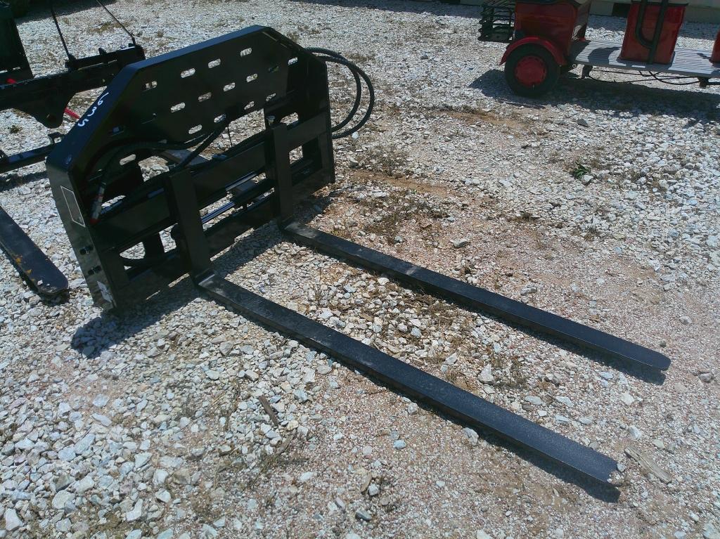 SET GIYI HYD FORKS F/ SKID STEER