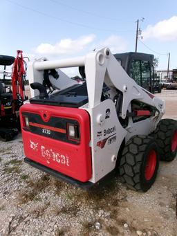 BOB-CAT S770T4 SKID STEER